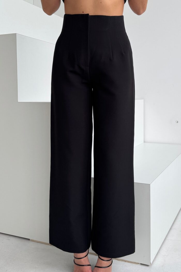 Carey High Waisted Fitted Wide Leg Trouser Black - Image 2